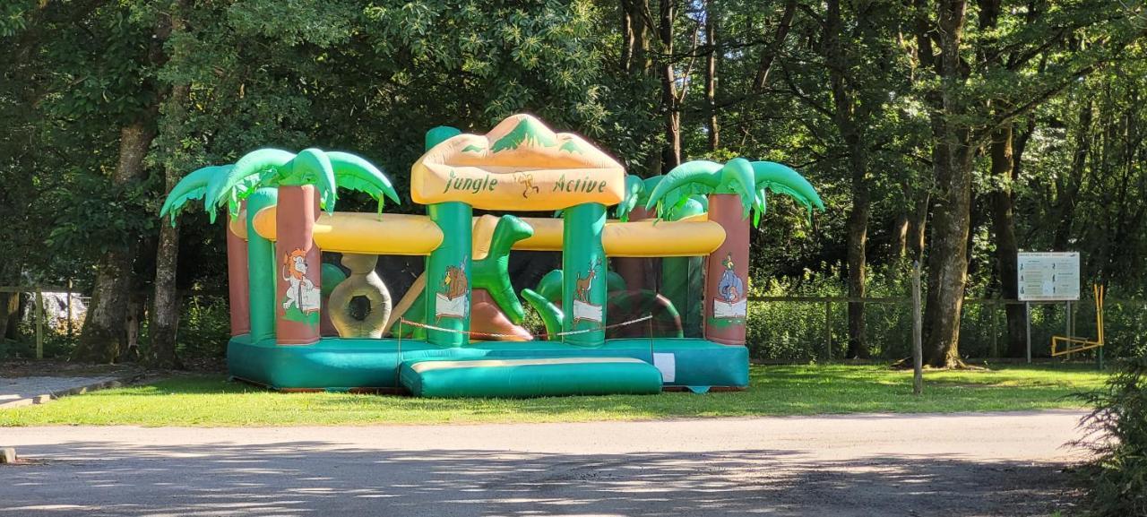 Monterblanc Mobil Home Xxl 4 Chambres - Camping Les Jardins Du Morbihan מראה חיצוני תמונה